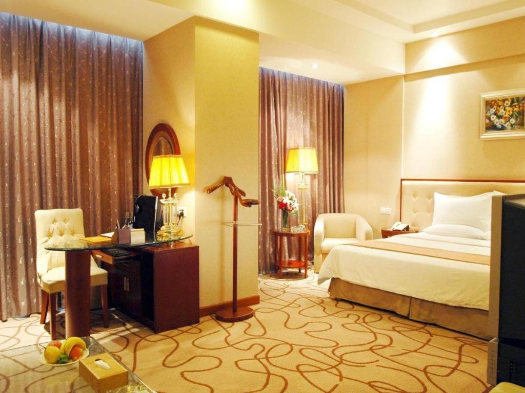 Nanchang Galactic Peace International Hotel Exterior foto