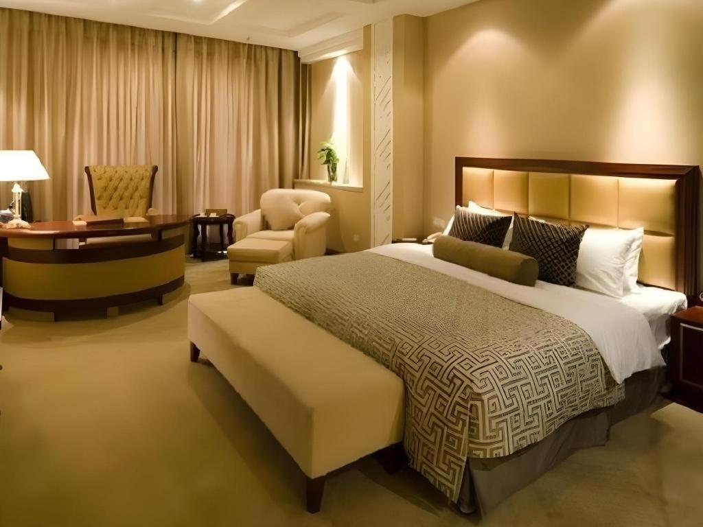 Nanchang Galactic Peace International Hotel Exterior foto